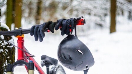 6 Best Gloves For Cycling In Winter of 2026