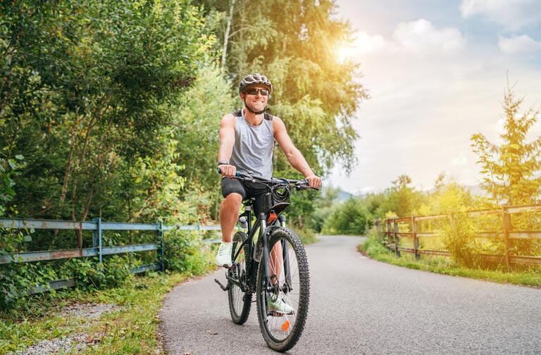 How To Avoid Sweating While Cycling