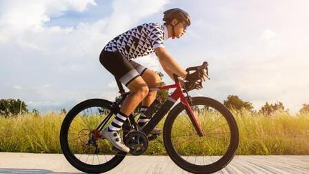 How To Avoid Sweating While Cycling