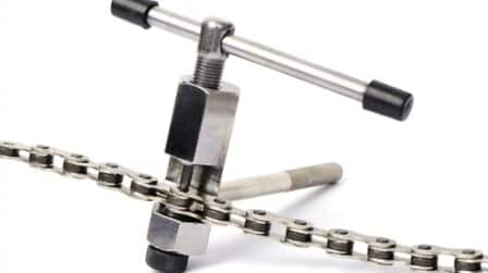 How To Use Bike Chain Tool